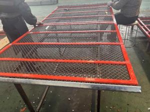 How Polyurethane Screen Strips Solve Clogging Problems in High-Efficiency Screening Systems