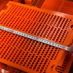 VR Zig-Zag Screen Panels: Self-Cleaning Solution for Mining
