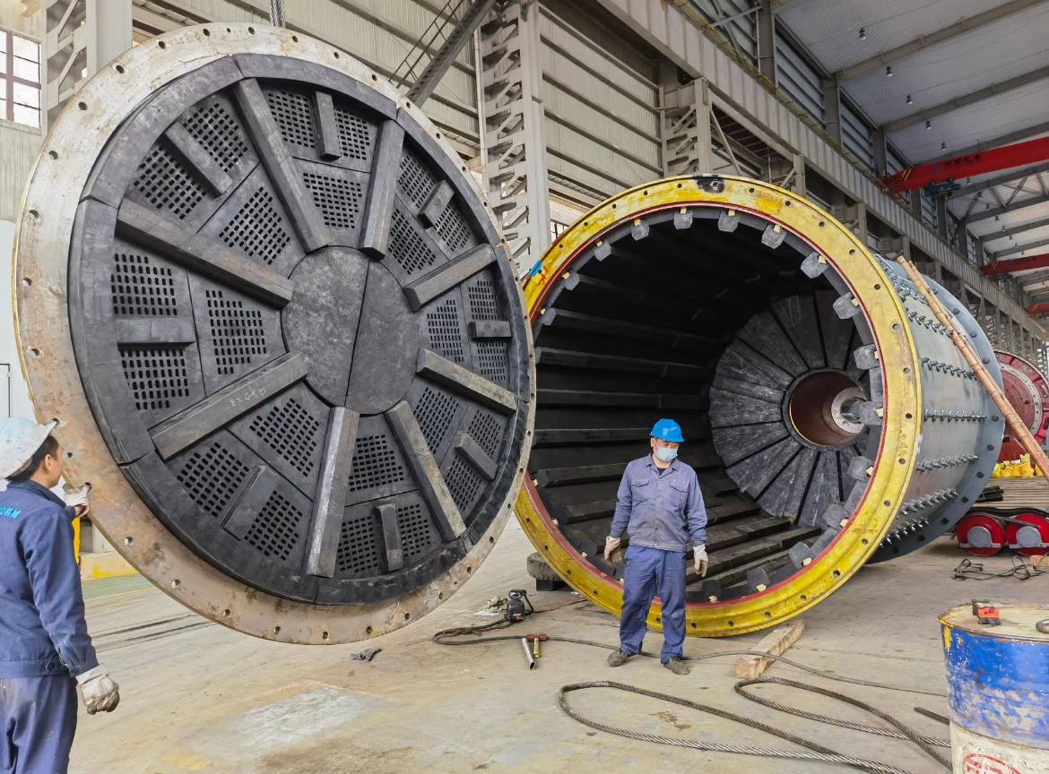 Ball Mill Liner (3) Ball mill liners for heavy-duty mining and mineral grinding applications
