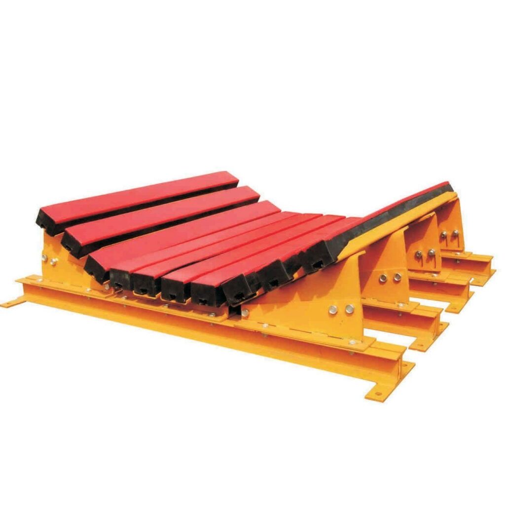 图片7 Heavy-duty conveyor impact bed installed under a transfer chute